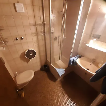 Keller Guest house 3*